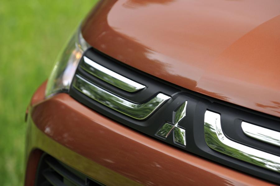  Mitsubishi Outlander 2012 года  (фото 55 из 89)